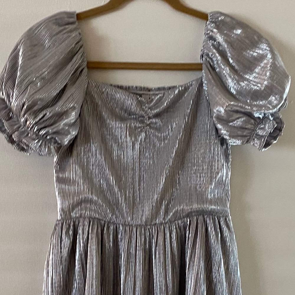Janie and Jack Silver Puff Sleeve sz 14 teen / girls Dress - Picture 4 of 4